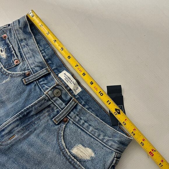 Abercromie & Fitch The Boyfriend Shorts Mid Rise Women Size 0 NEW - Picture 3 of 10